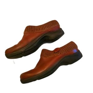 Dansko Kenzie Brown Leather Clogs Shoes Sz 40